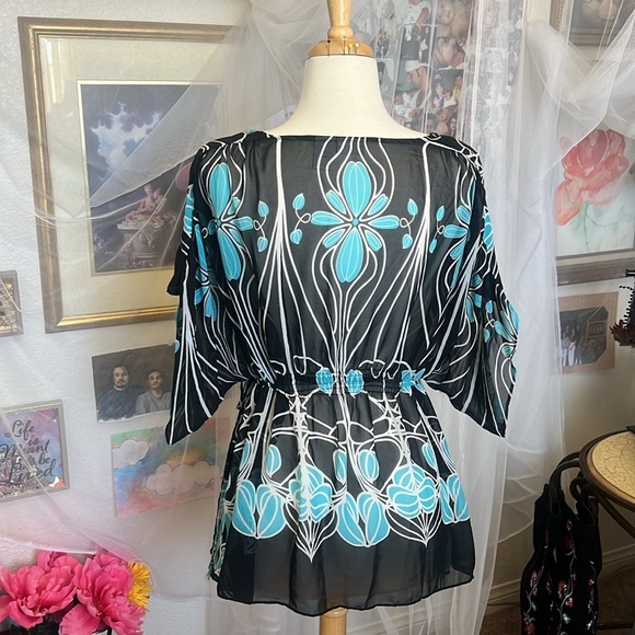 Bison Bisou maternity sheer blouse - Picture 3 of 5